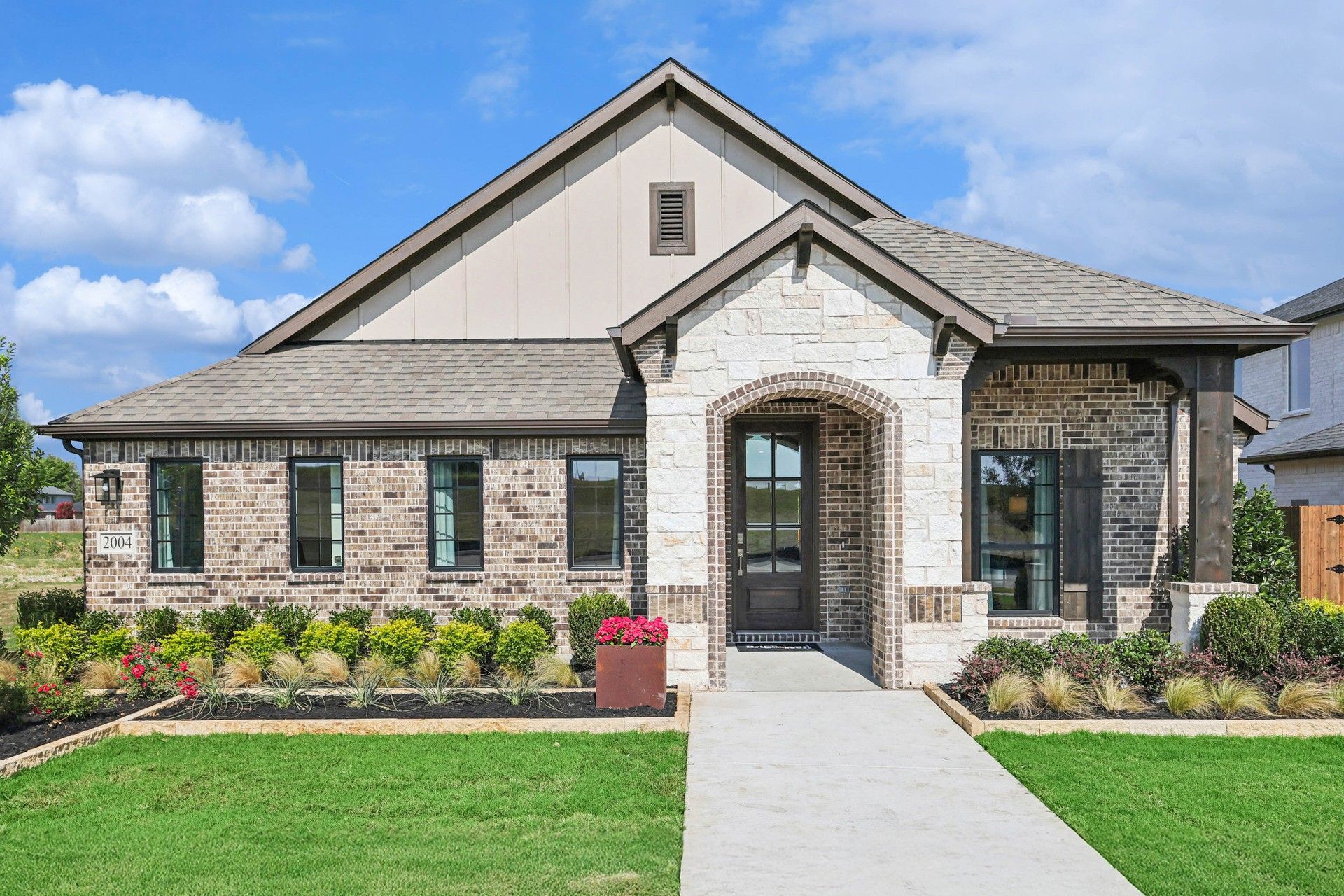 Laurel - Exterior:Laurel - Exterior