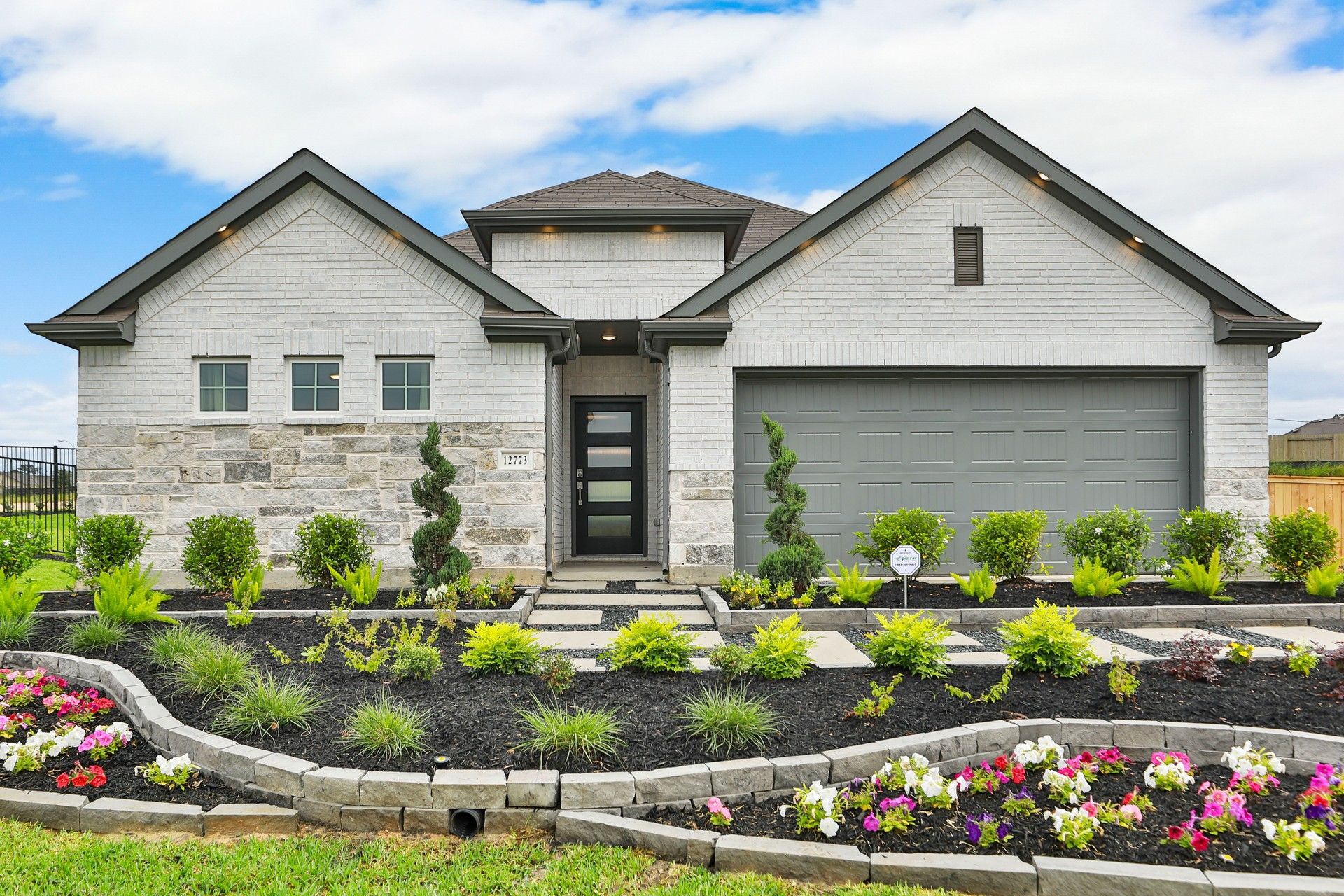 Blanton - Exterior:Blanton - Exterior