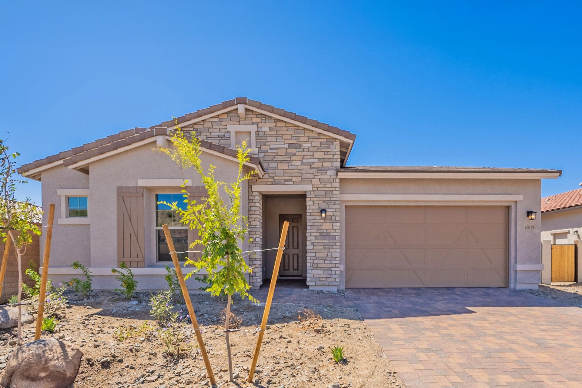 Single-Family Home Design with Stone Facade and Modern Architecture:Elevation B – Ranch Hacienda