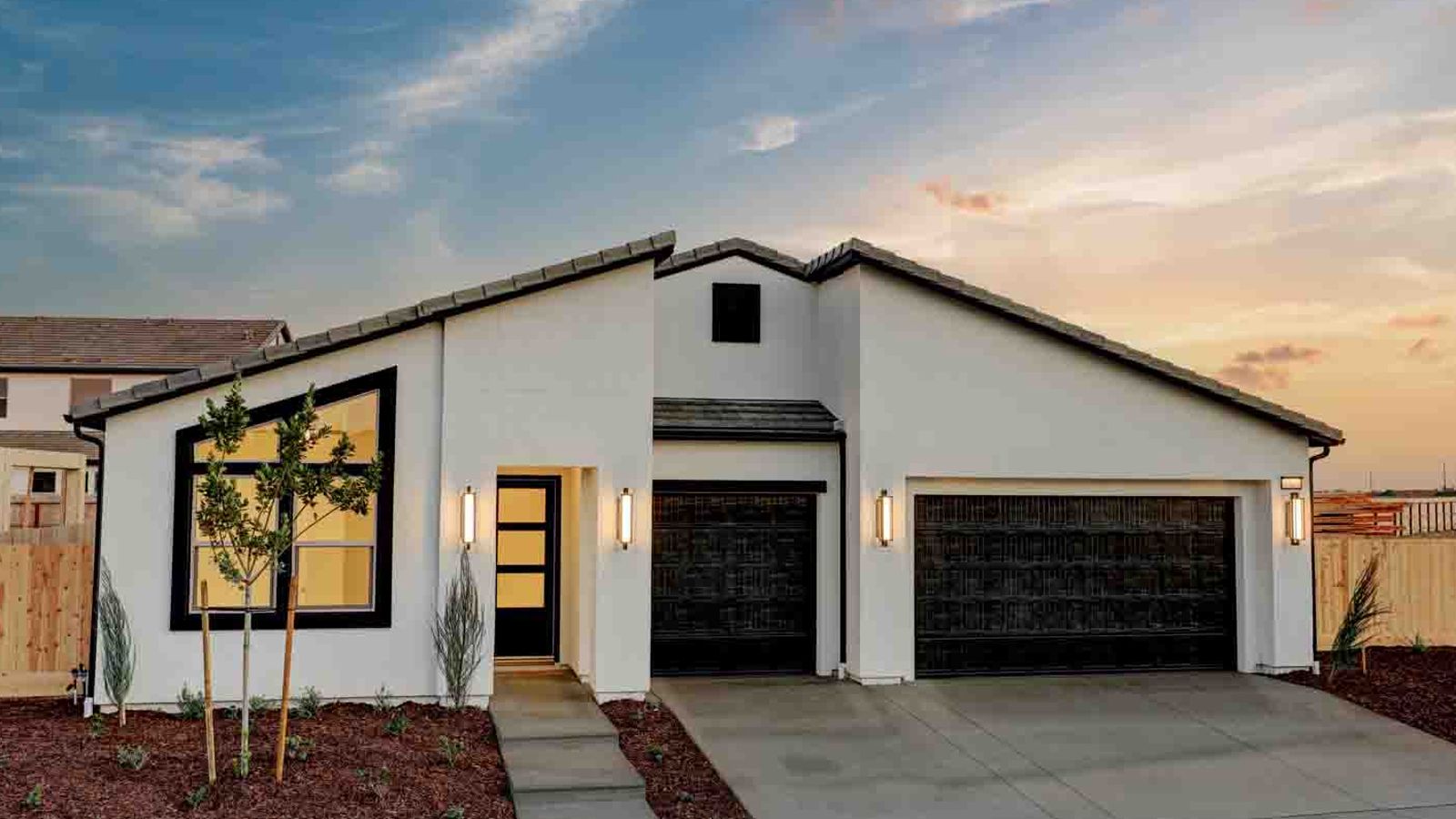 The Bella Contemporary Exterior:The Bella - Contemporary Exterior