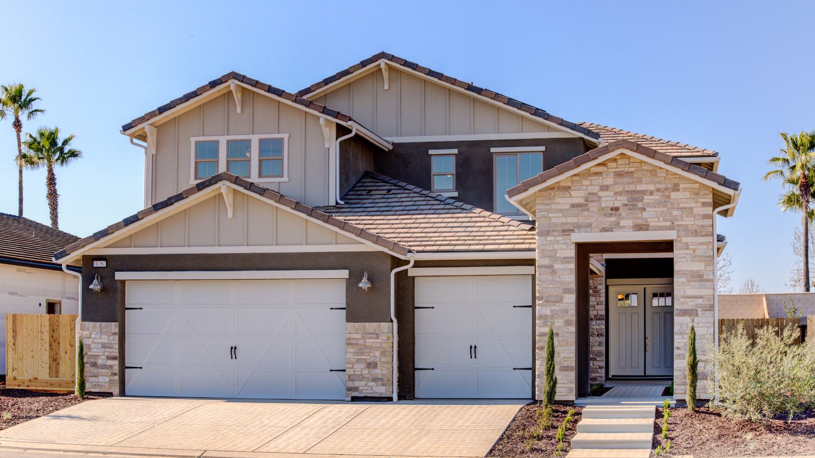 Modern Farmhouse Exterior