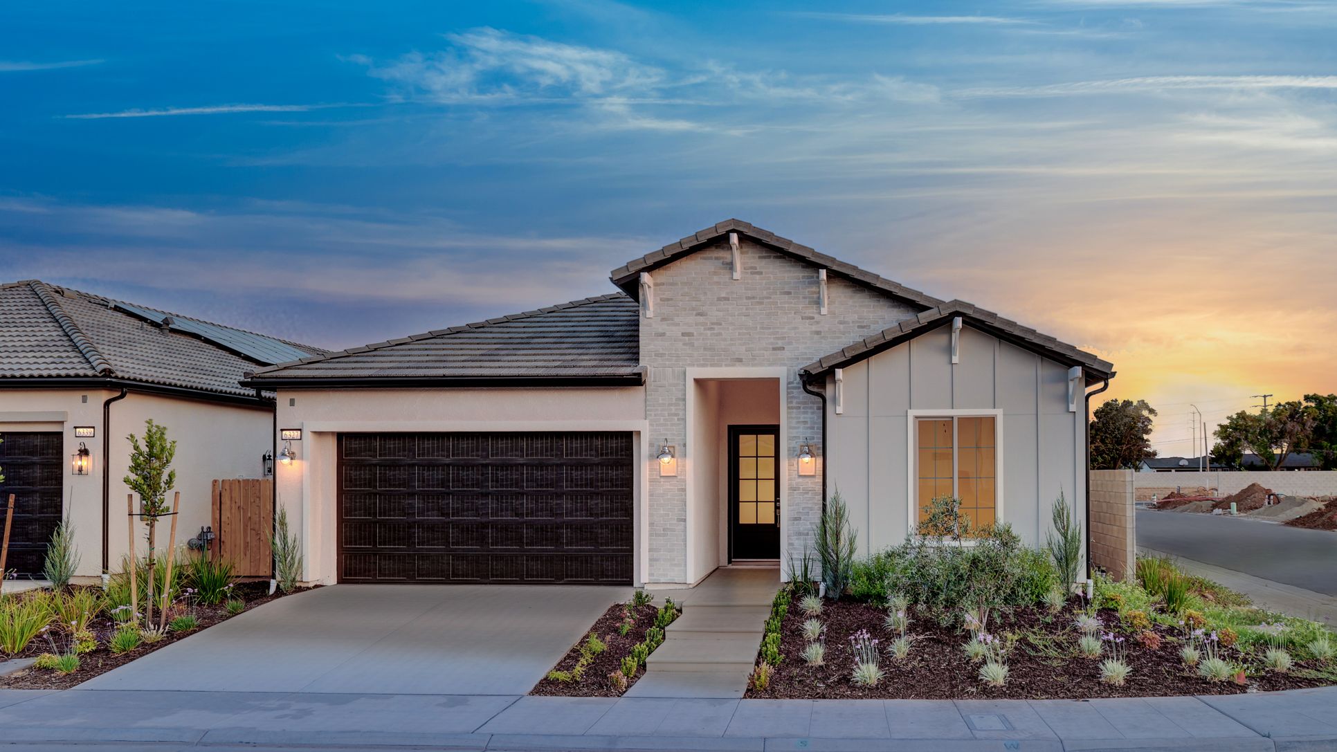 Pasatiempo - Modern Farmhouse