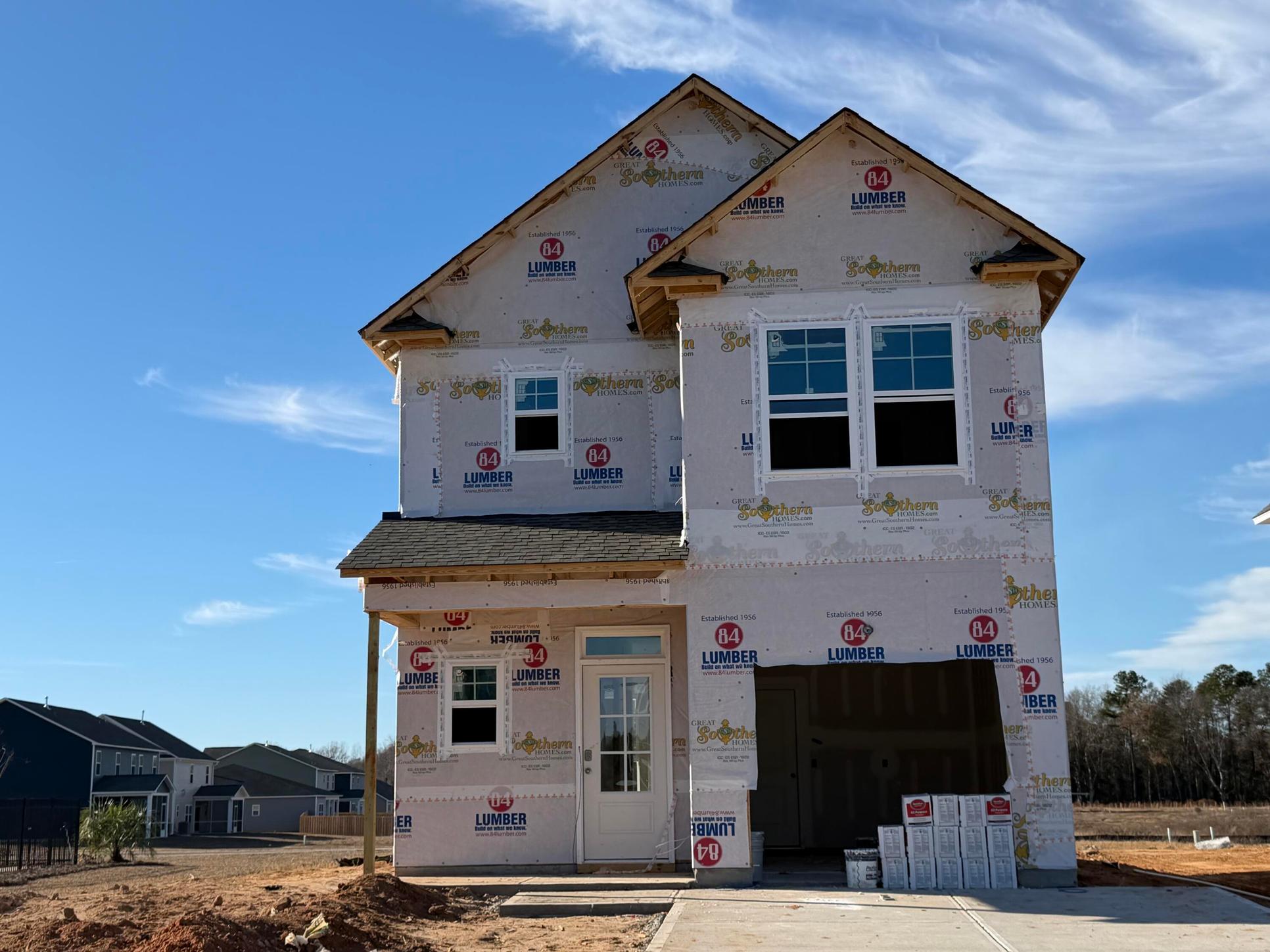 Exterior:Pritchard II A 160X3 - 1