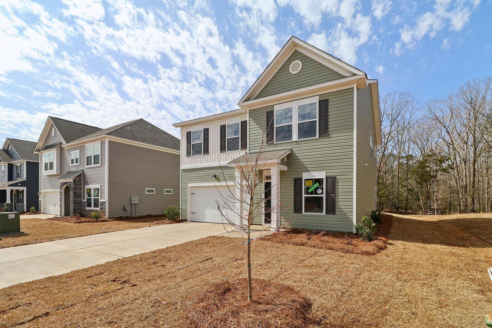 Exterior:2-web-or-mls-Flat Coat Ln-002 (1)