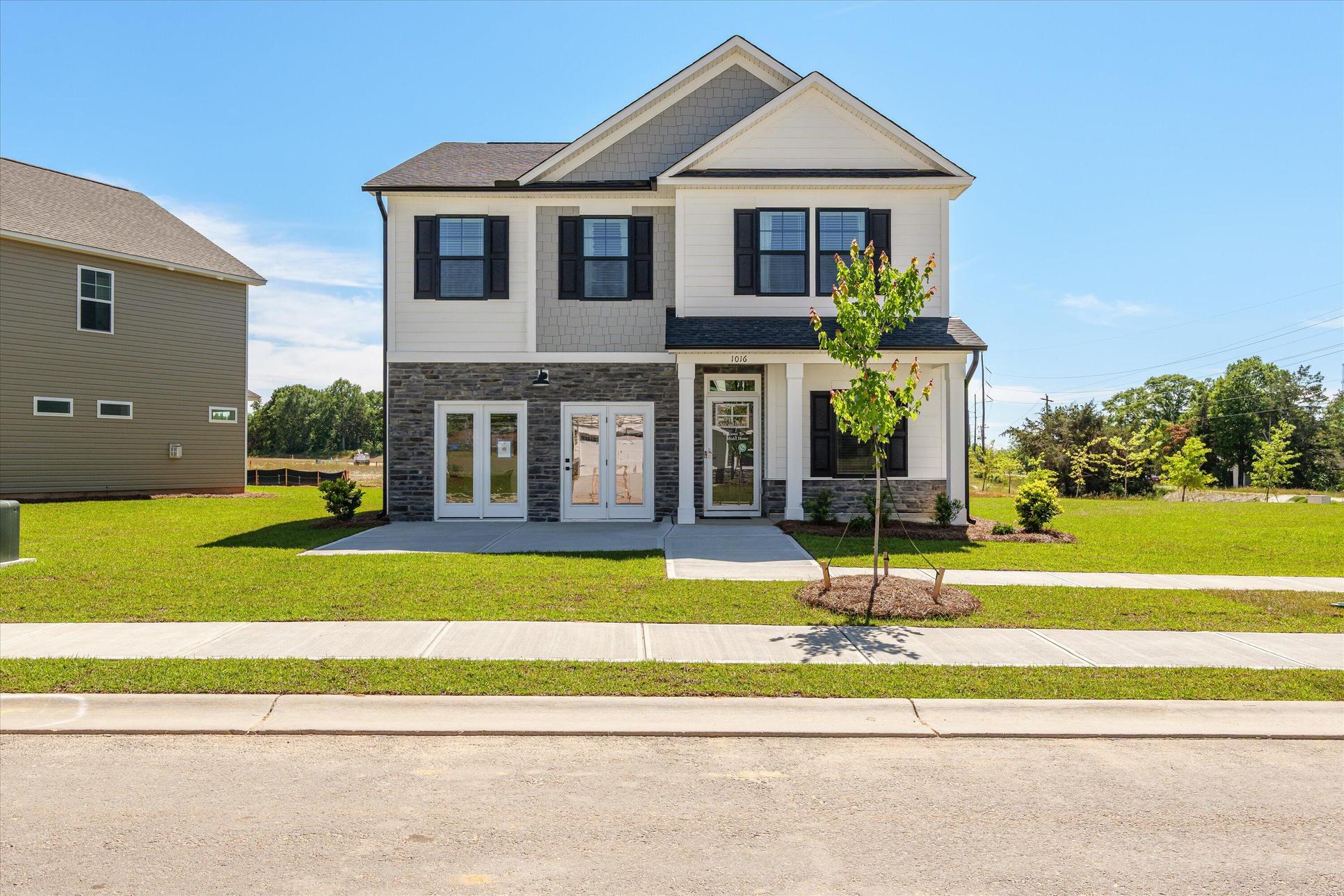 Exterior:Model Home