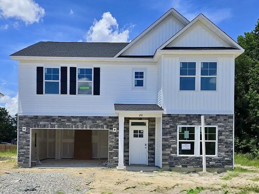 Exterior:253 RH