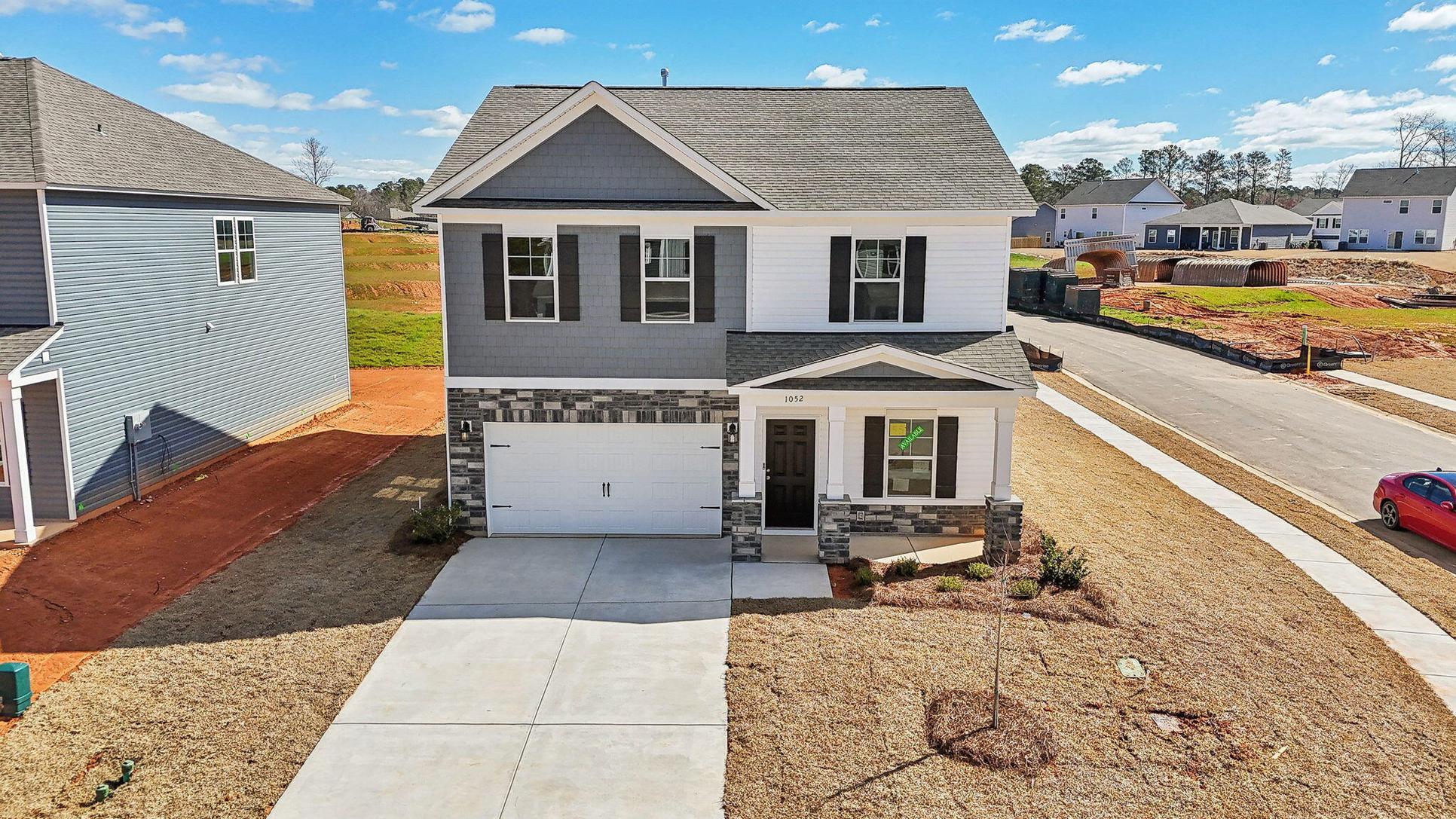 Exterior:51-web-or-mls-Flat Coat Ln-037