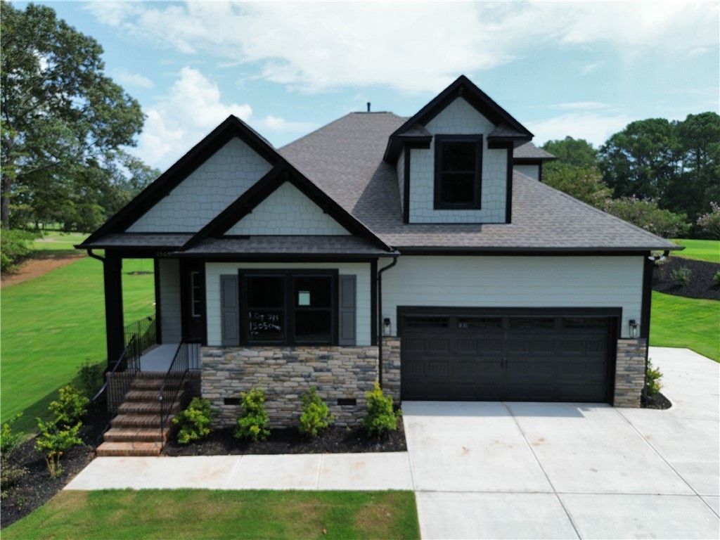 Exterior:Welcome to 1505 Cross Creek Drive!