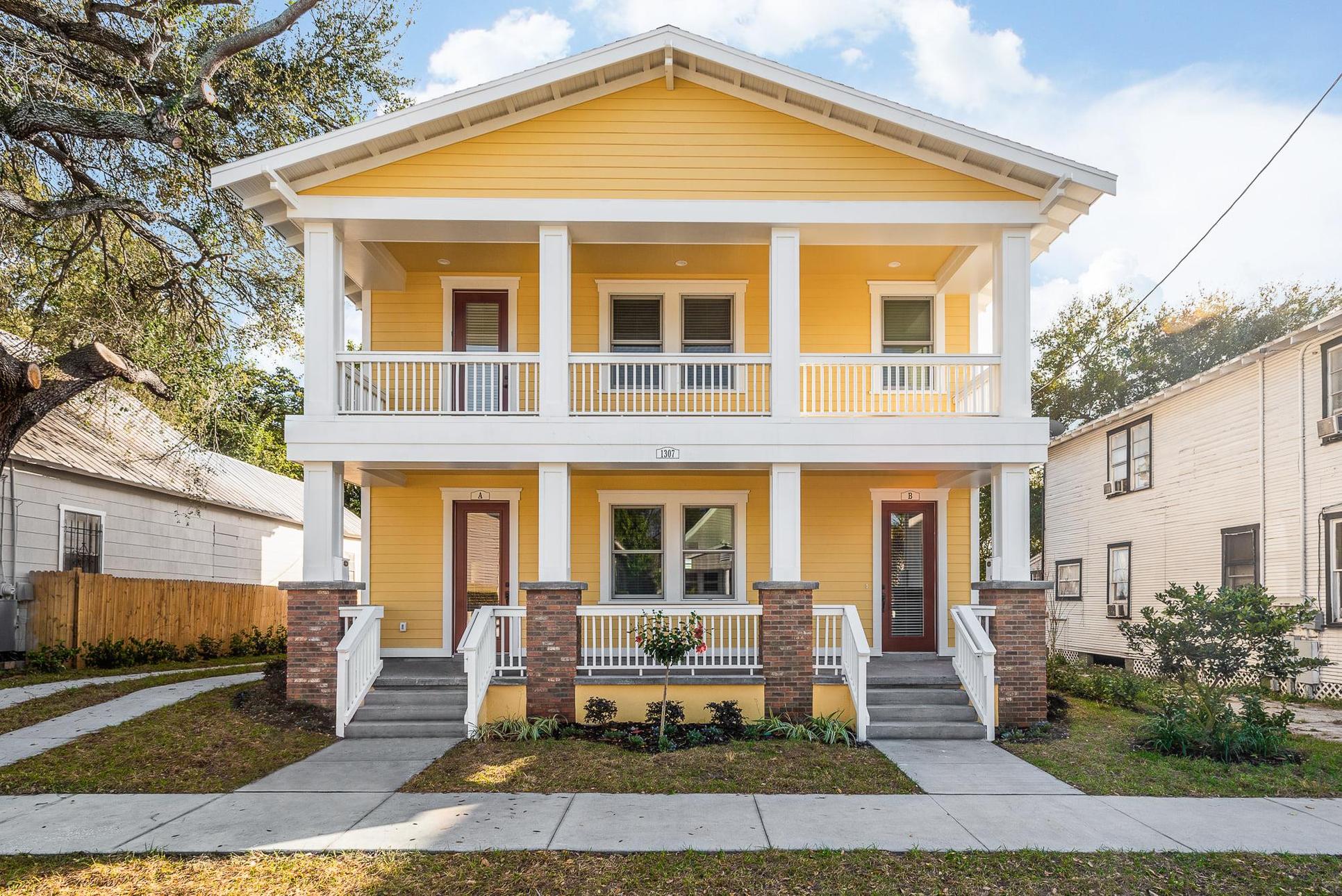 Gulf Bay Builders,33623