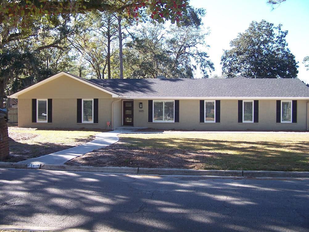 Half Moon Custom Homes,31326