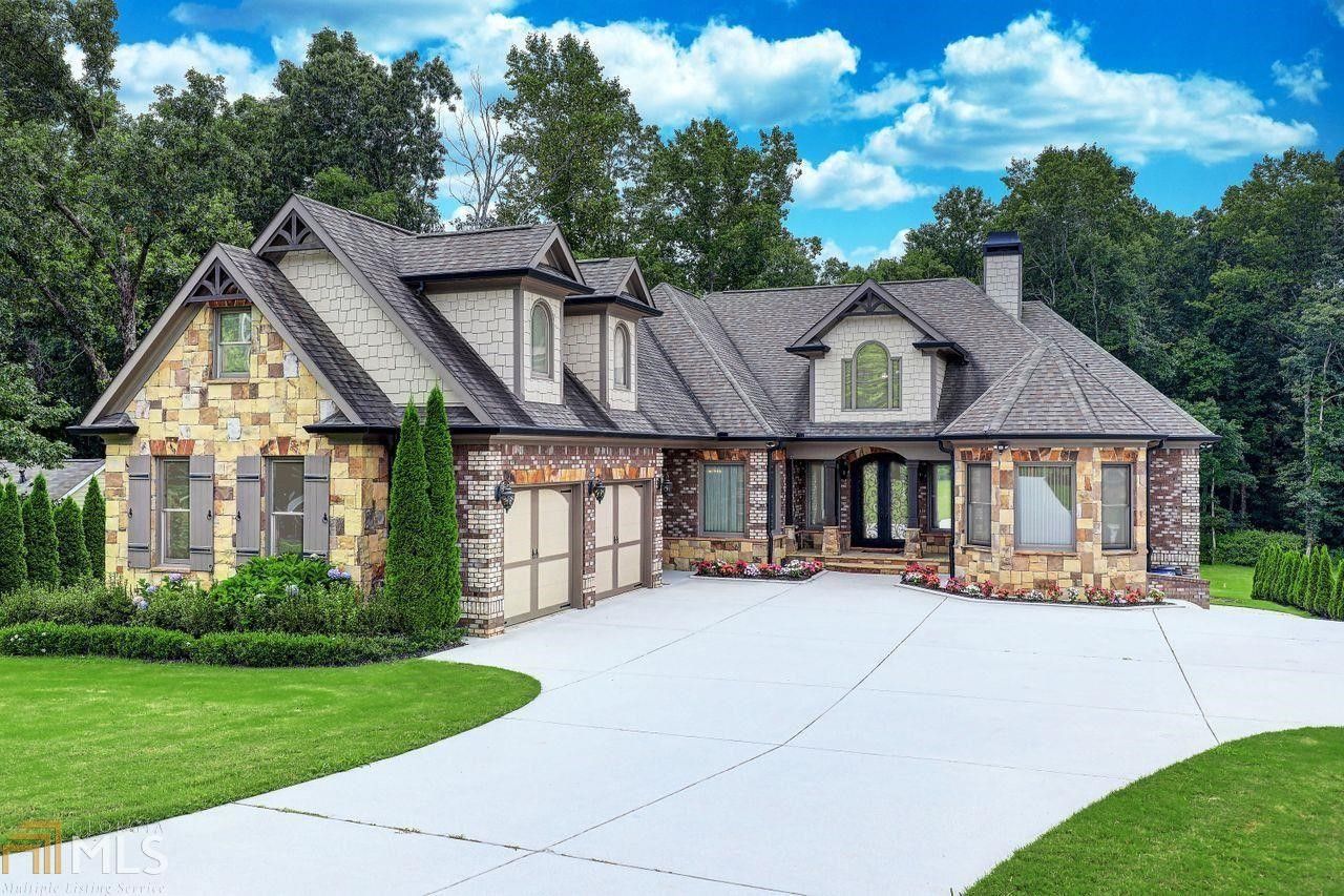 Traditional Ranch on Basement