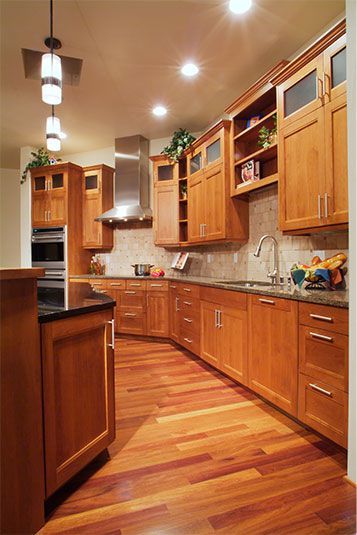 Harder Custom Builders,87111