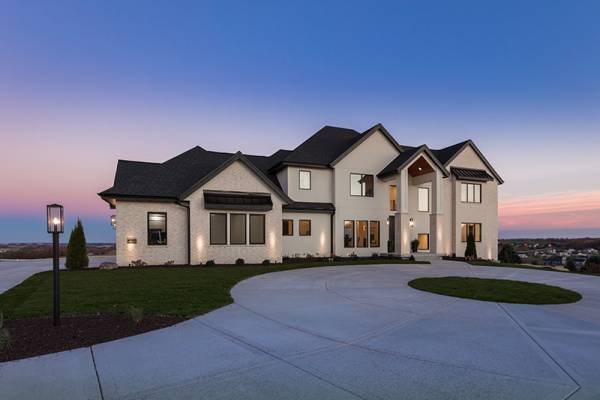 Hart Denoble Builders,53562