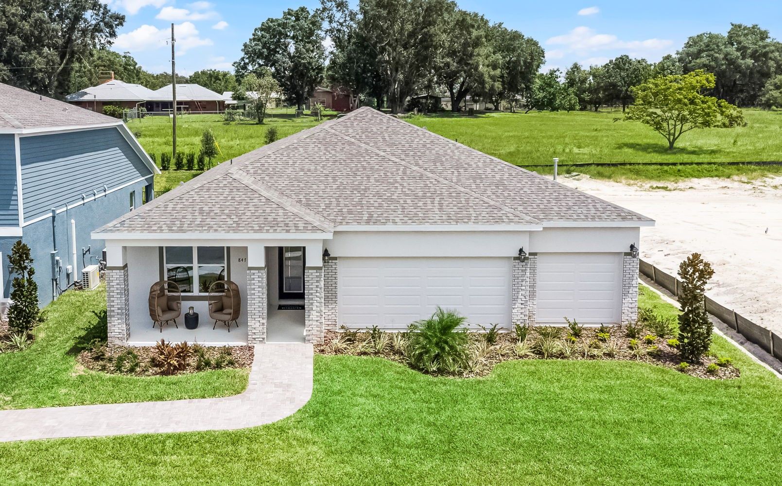 Exterior:Everly Elevation E