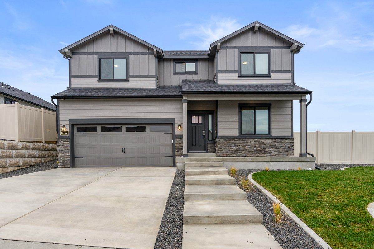 18157 E Barclay Dr:18157 E Barclay Dr