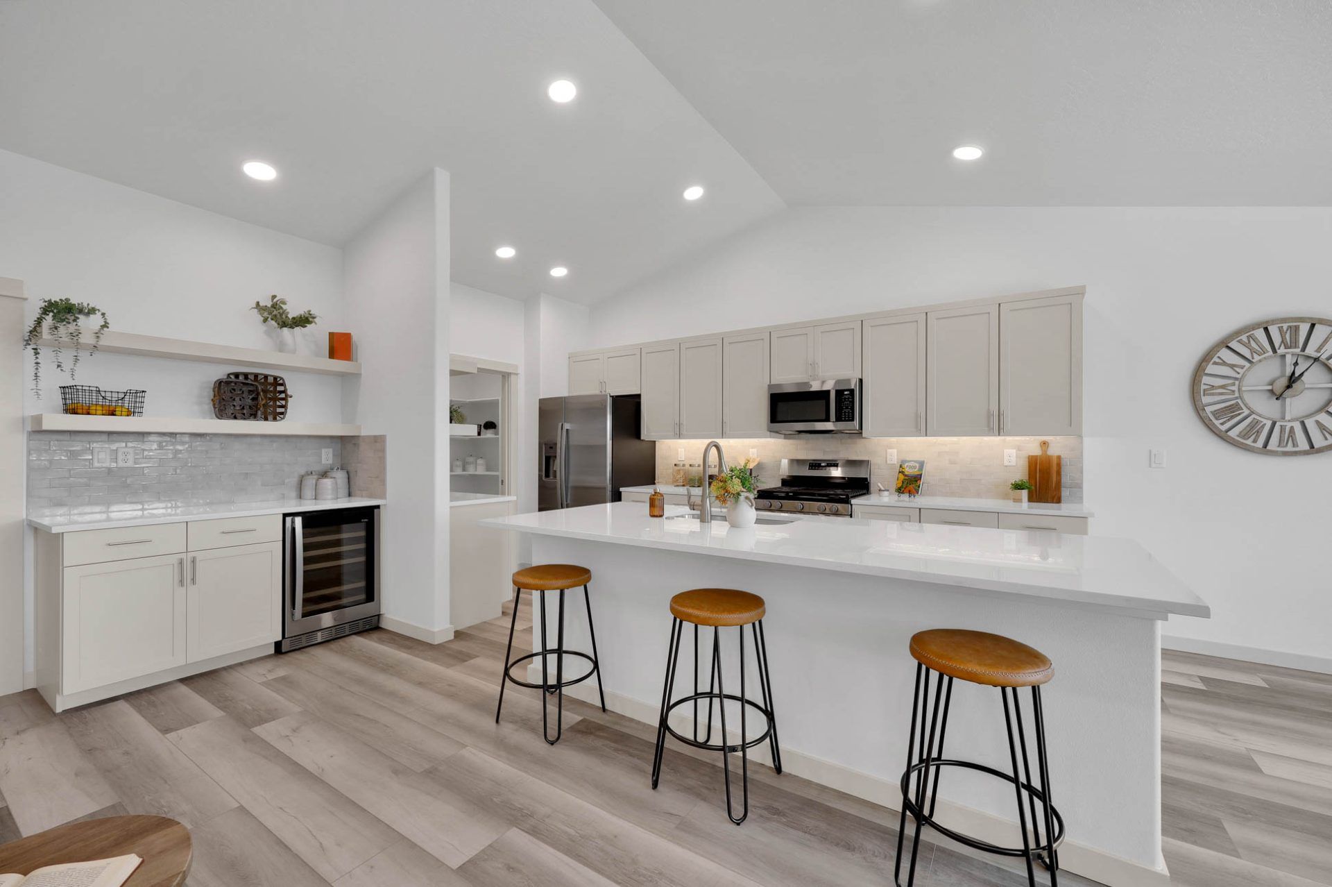 Aspen Creek,59901