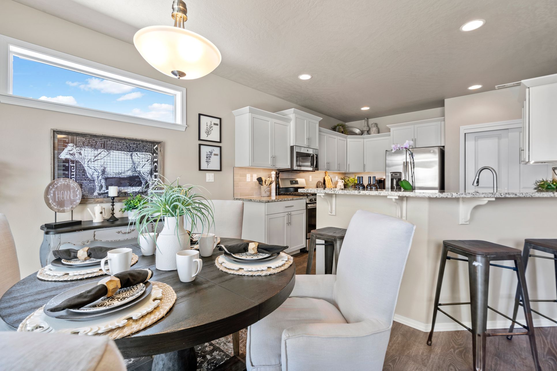 Hudson - Dining Room 2