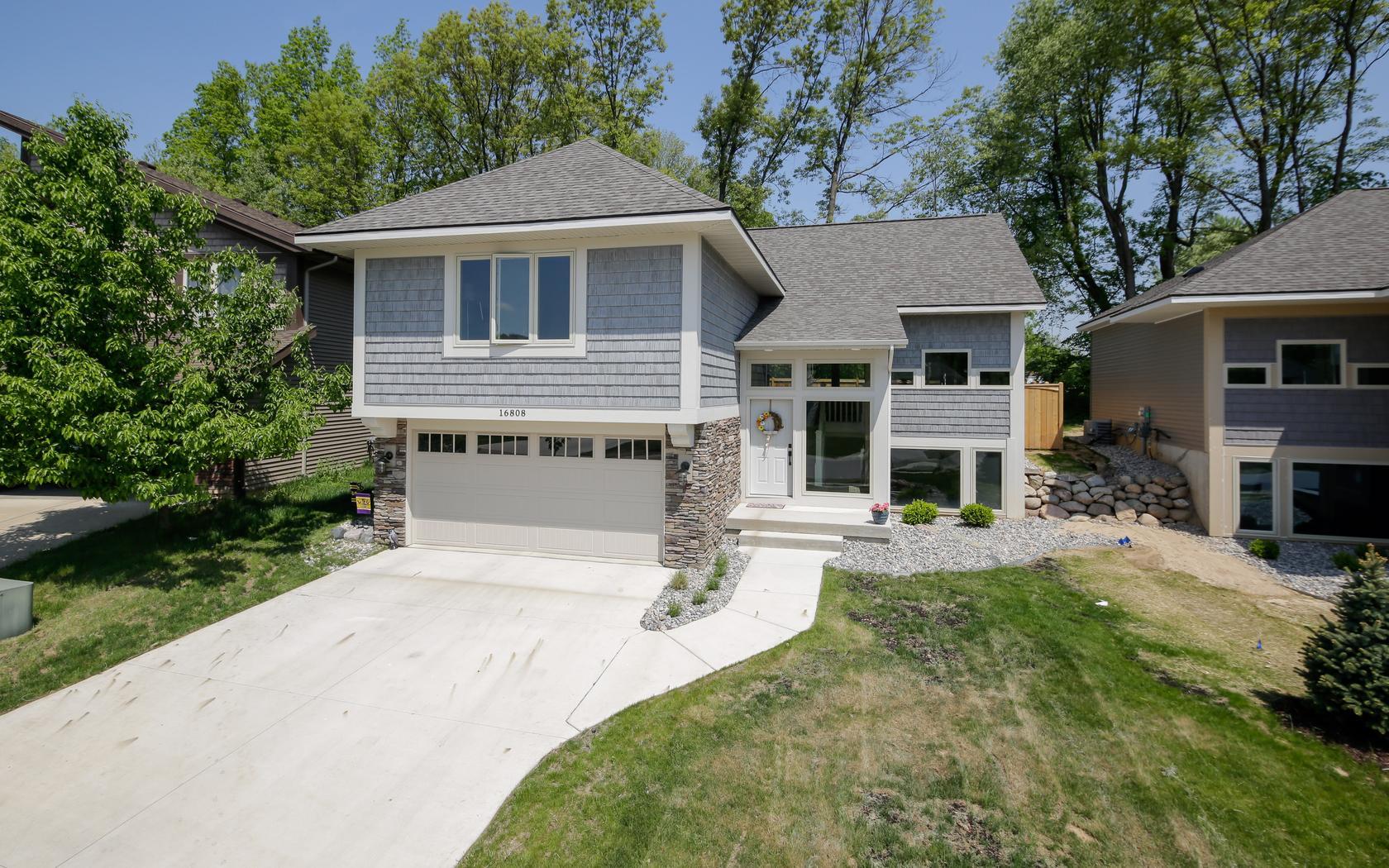 Meadowbrook,48840