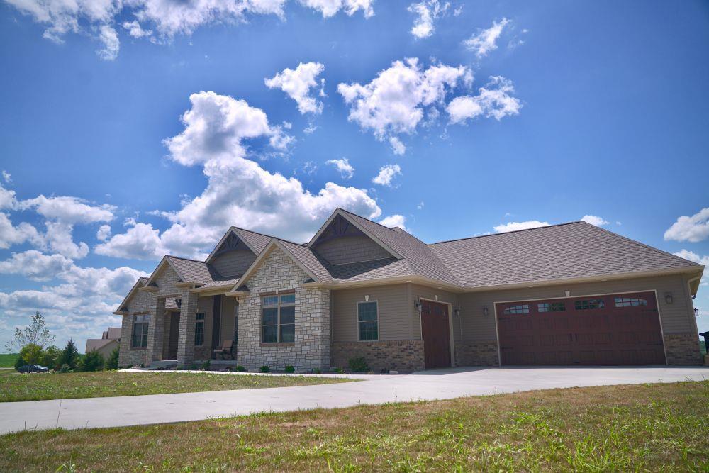 Heinold Homes,61571