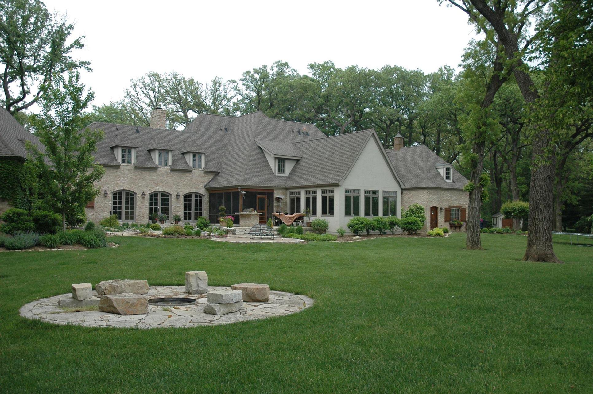 Hemenover Construction Company,60901