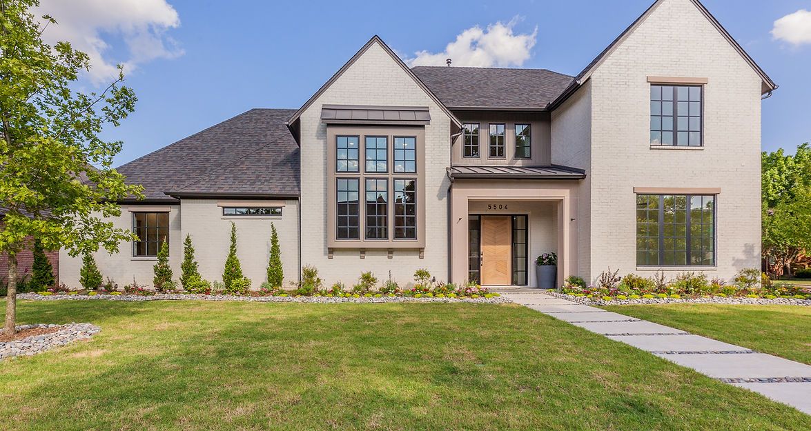 Hewitt Custom Homes,75093