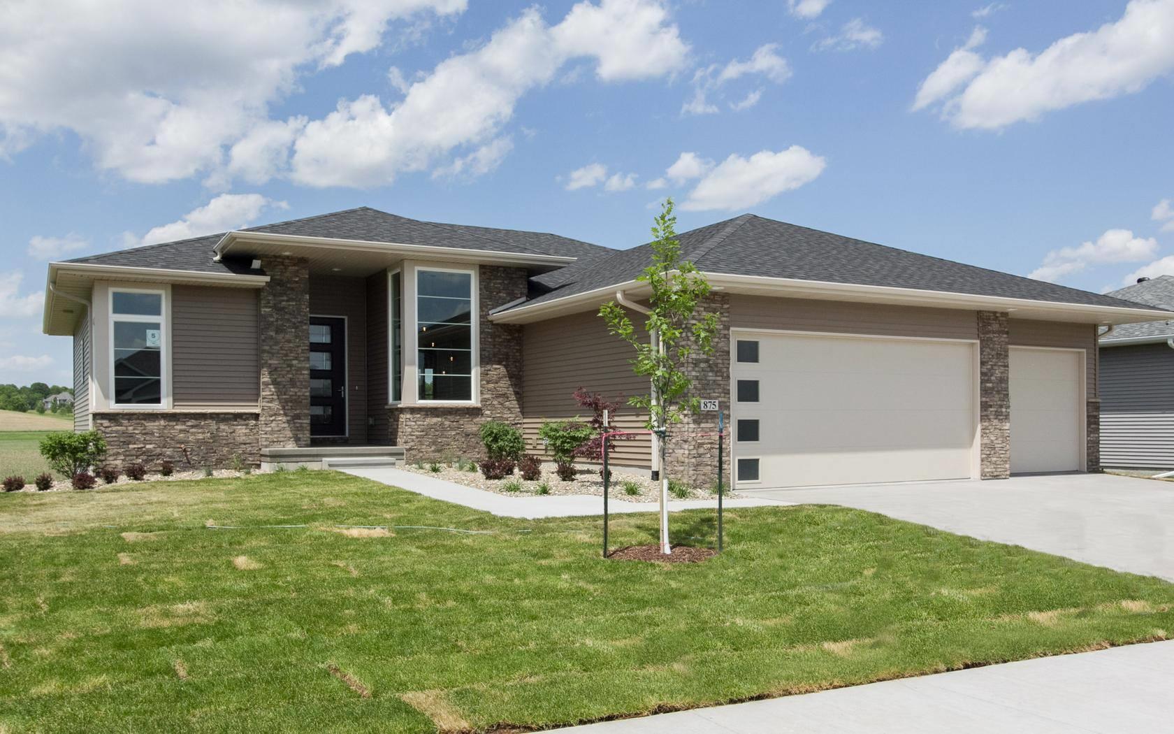H&H Home Builders,52317
