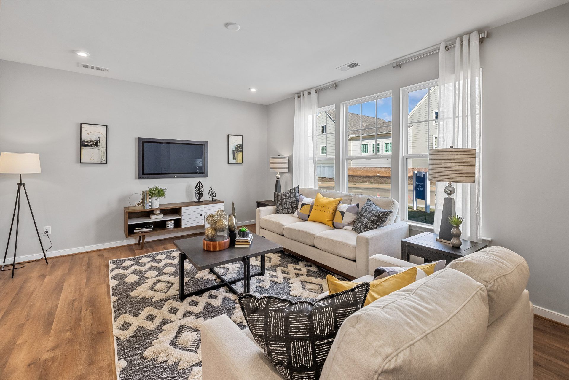 05-Family Room:05-Family Room