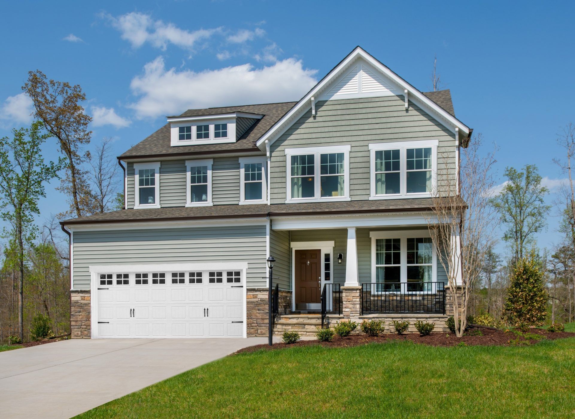 Watermark_ExteriorGarage