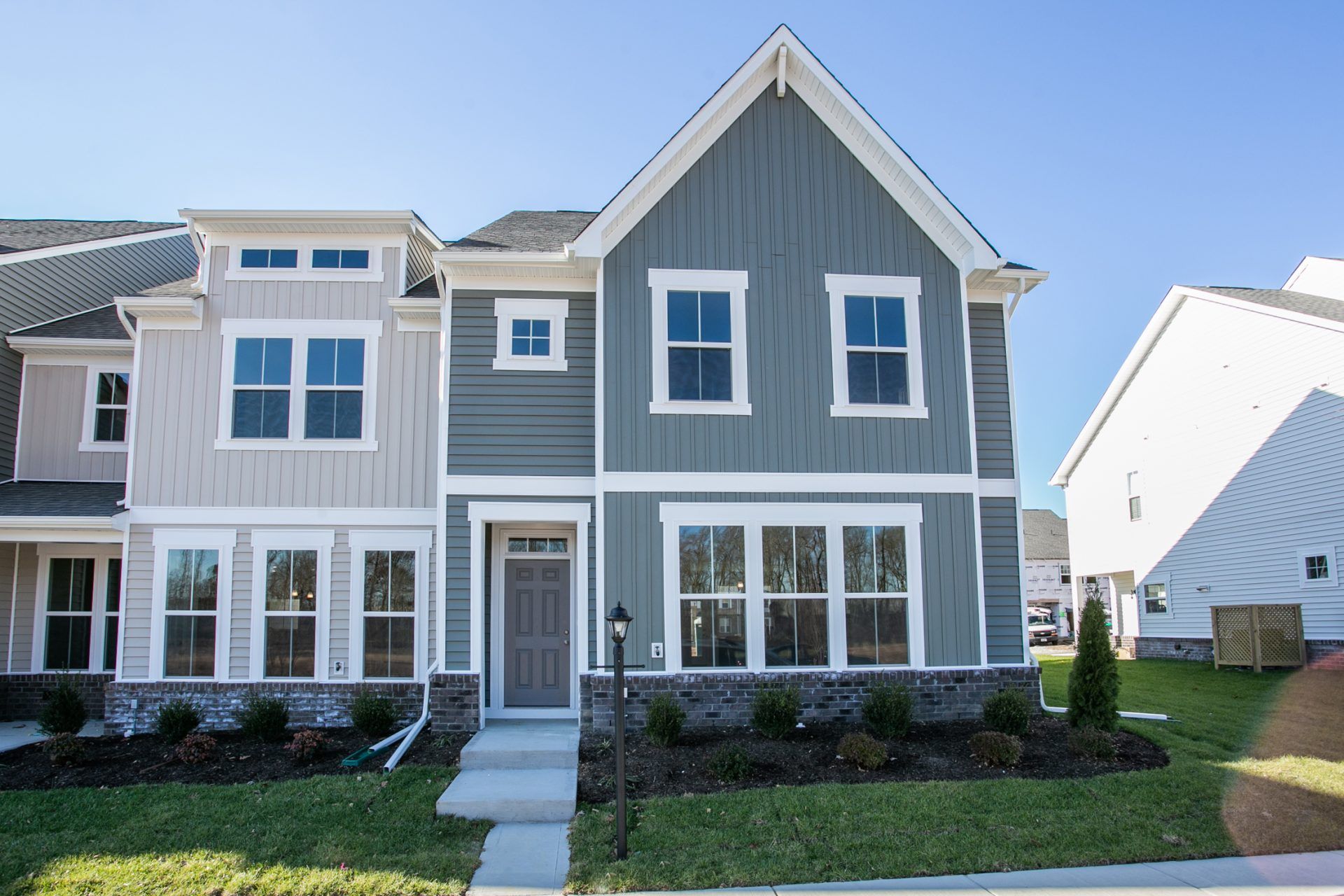 Elevation E (End):Elevation E (End)
