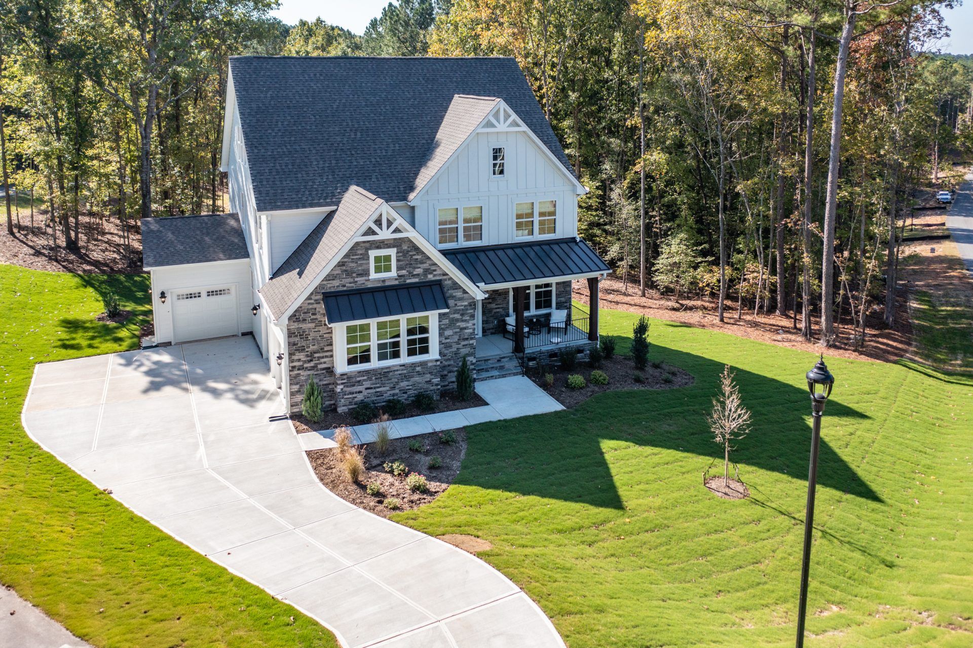 Magnolia Acres - Grayson Farmhouse - Exterior - HHHunt Homes