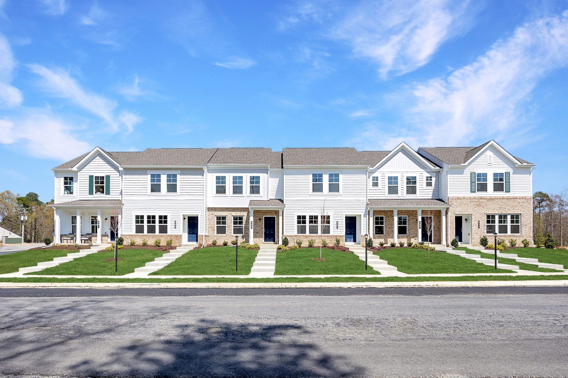 Parkside Townes - Streetscape - HHHunt Homes