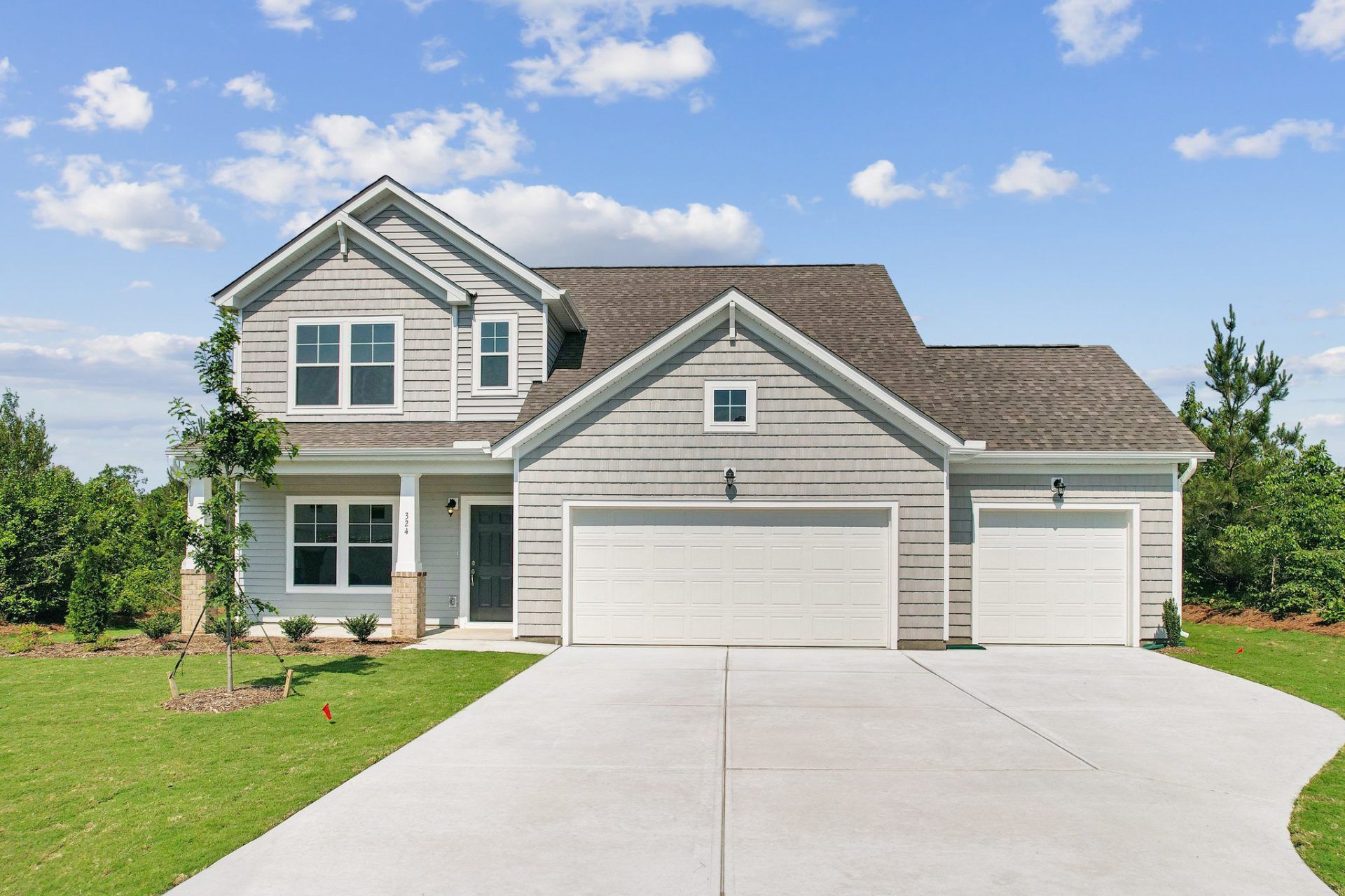 Craftsman- 3 Car Garage:Craftsman- 3 Car Garage