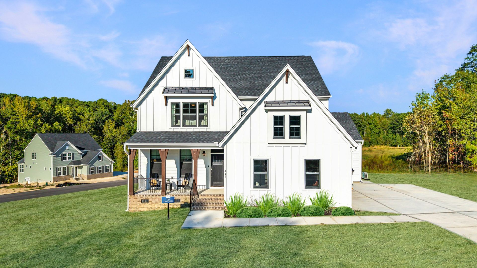 Tyson's Trail Estates - Chatham Farmhouse A (Sideload Garage) - HHHunt Homes:$25,000 in Incentives*