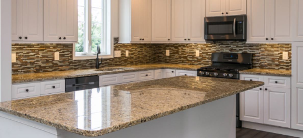 H&I Custom Homes,18078