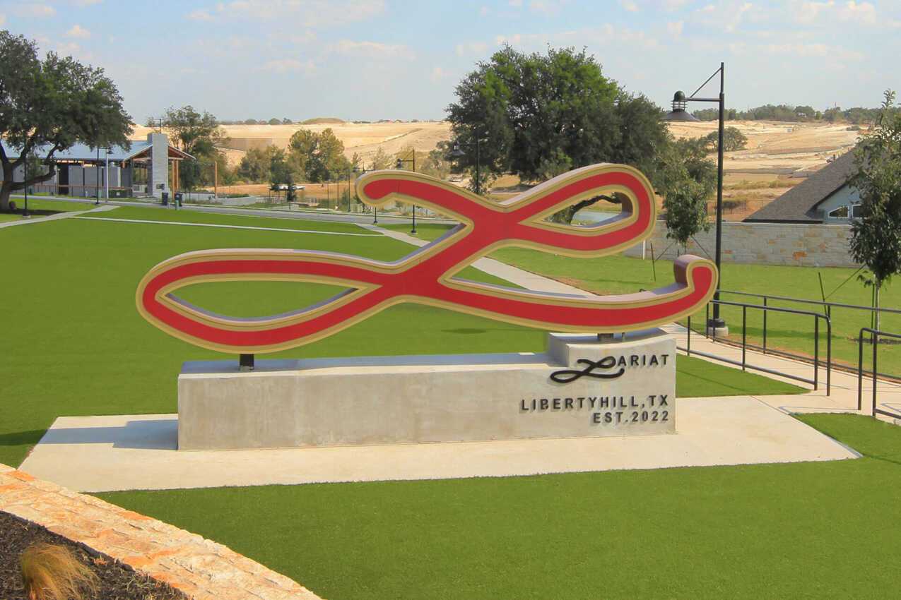 Lariat: 50ft. lots,78642