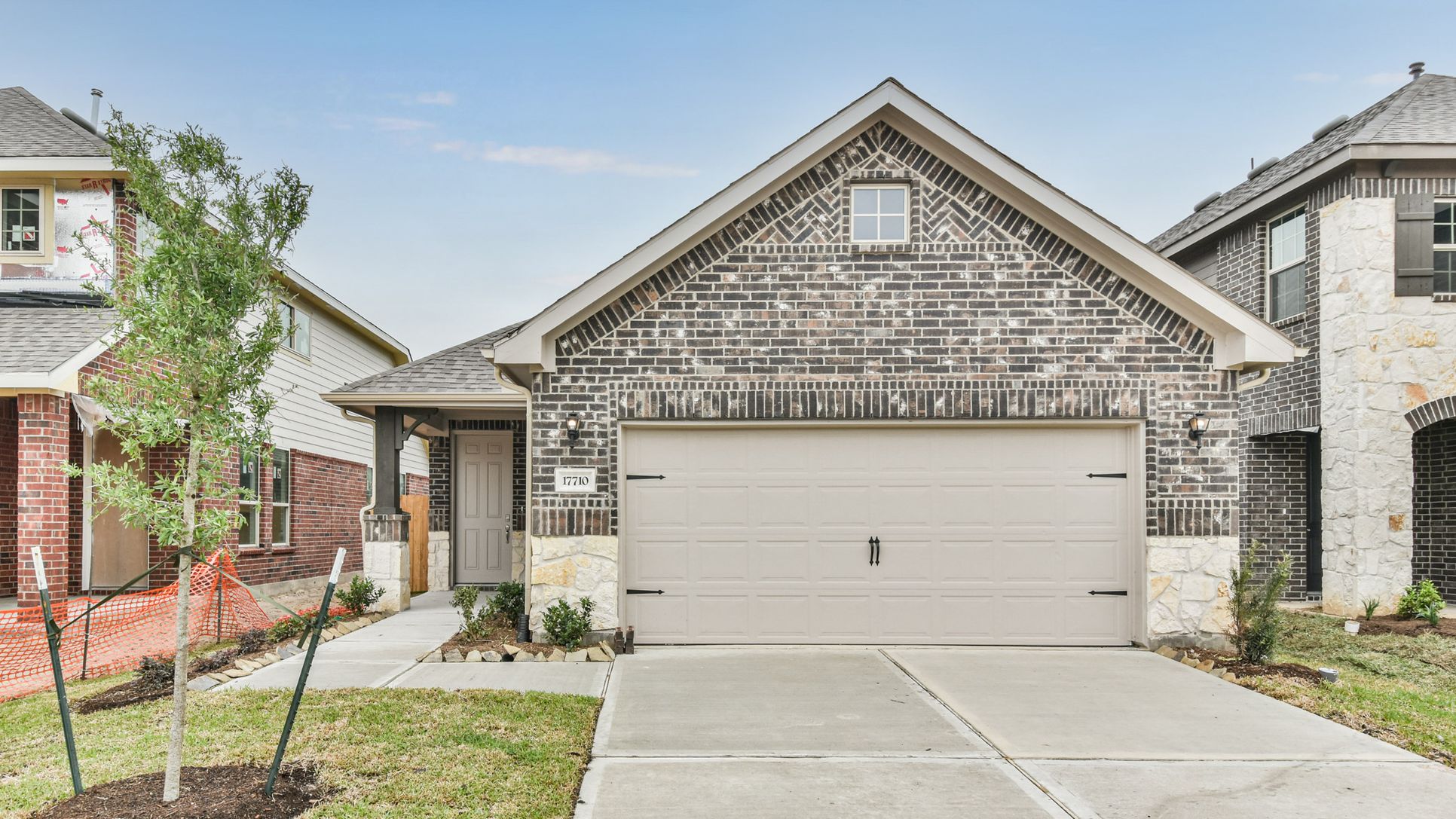 Caddo with Elevation W:Caddo with Elevation W