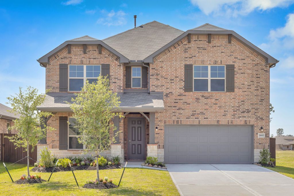 Exterior:21611 Elmheart