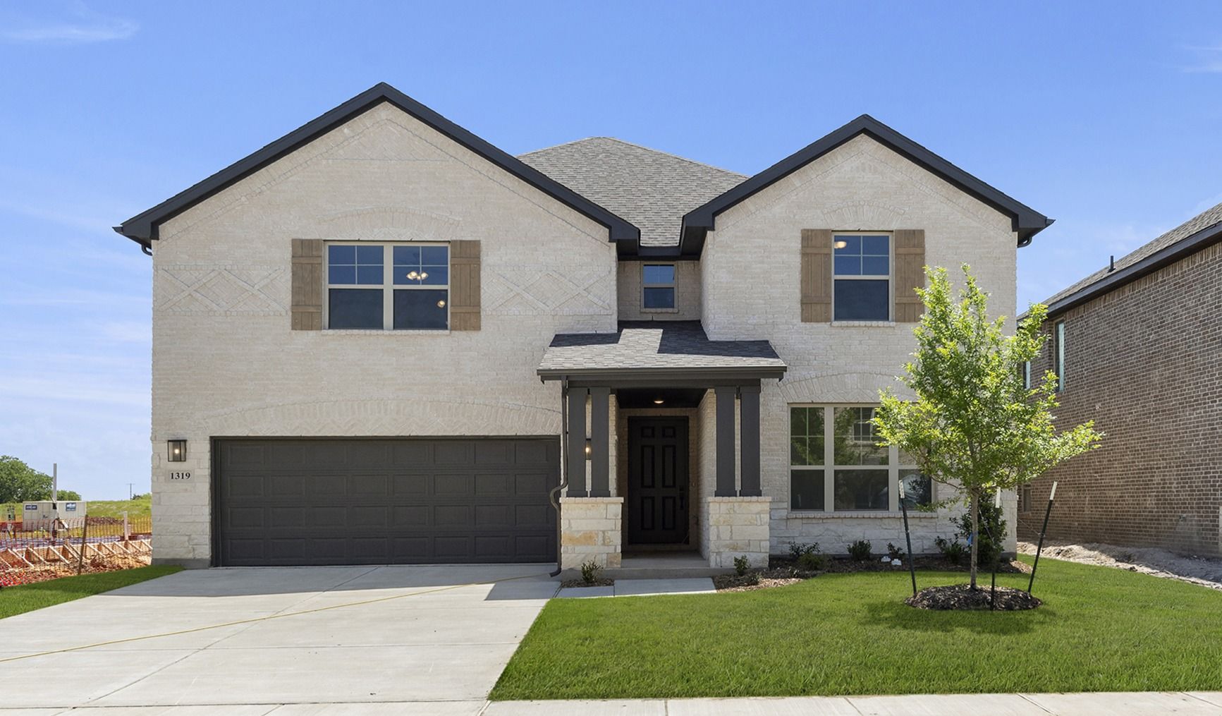 1319 Burgess - Front:1319 Burgess - Front