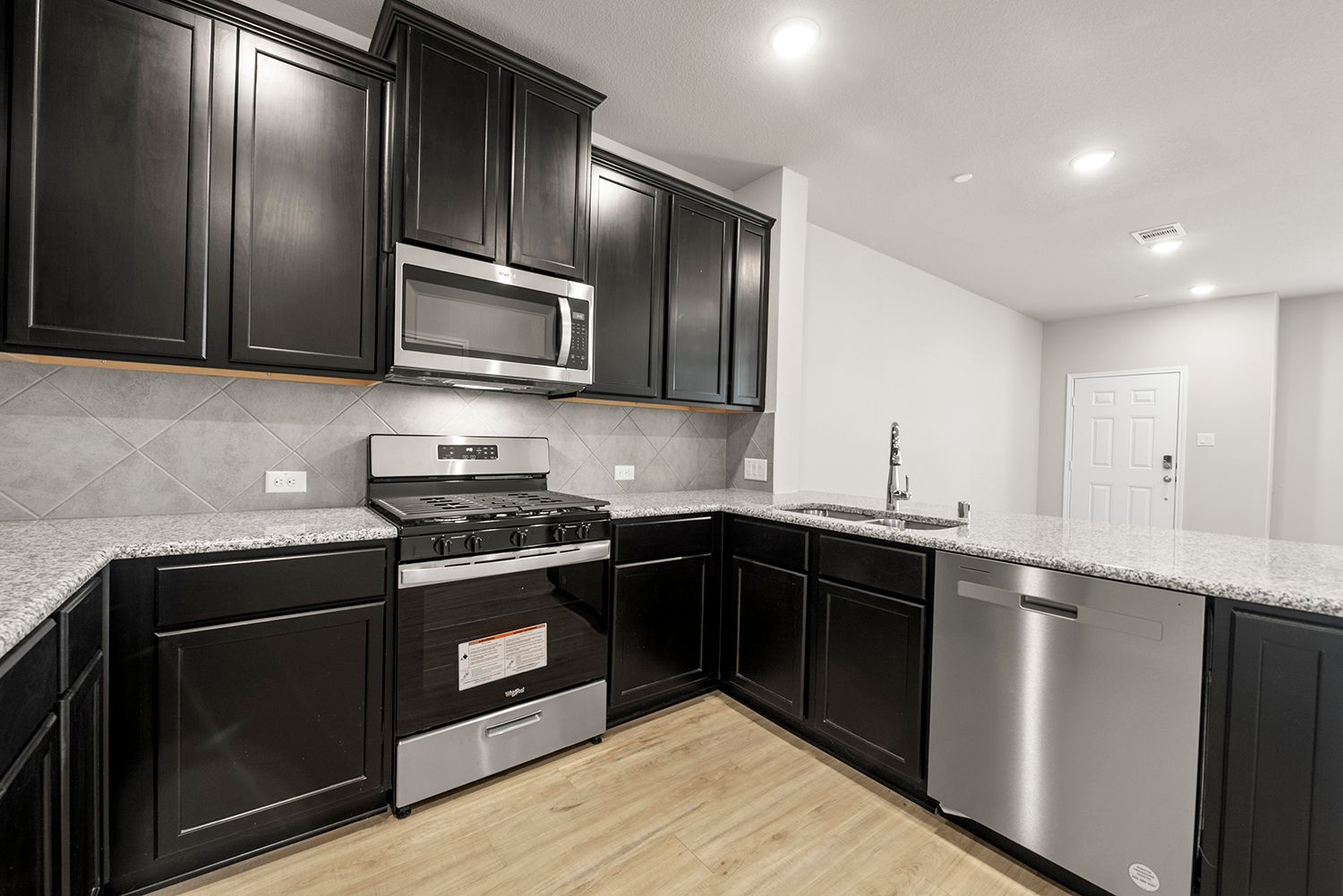 10_Kitchen:10_Kitchen