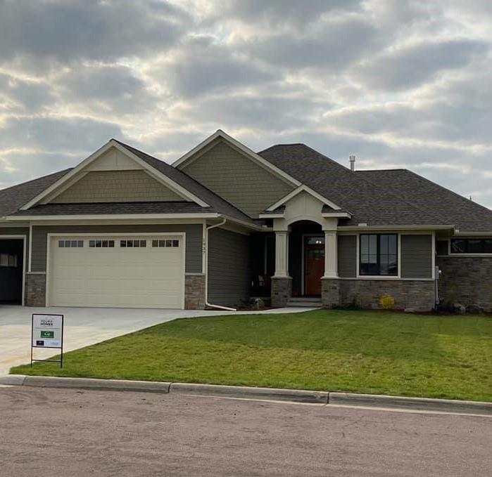 Holmgren Construction,56082