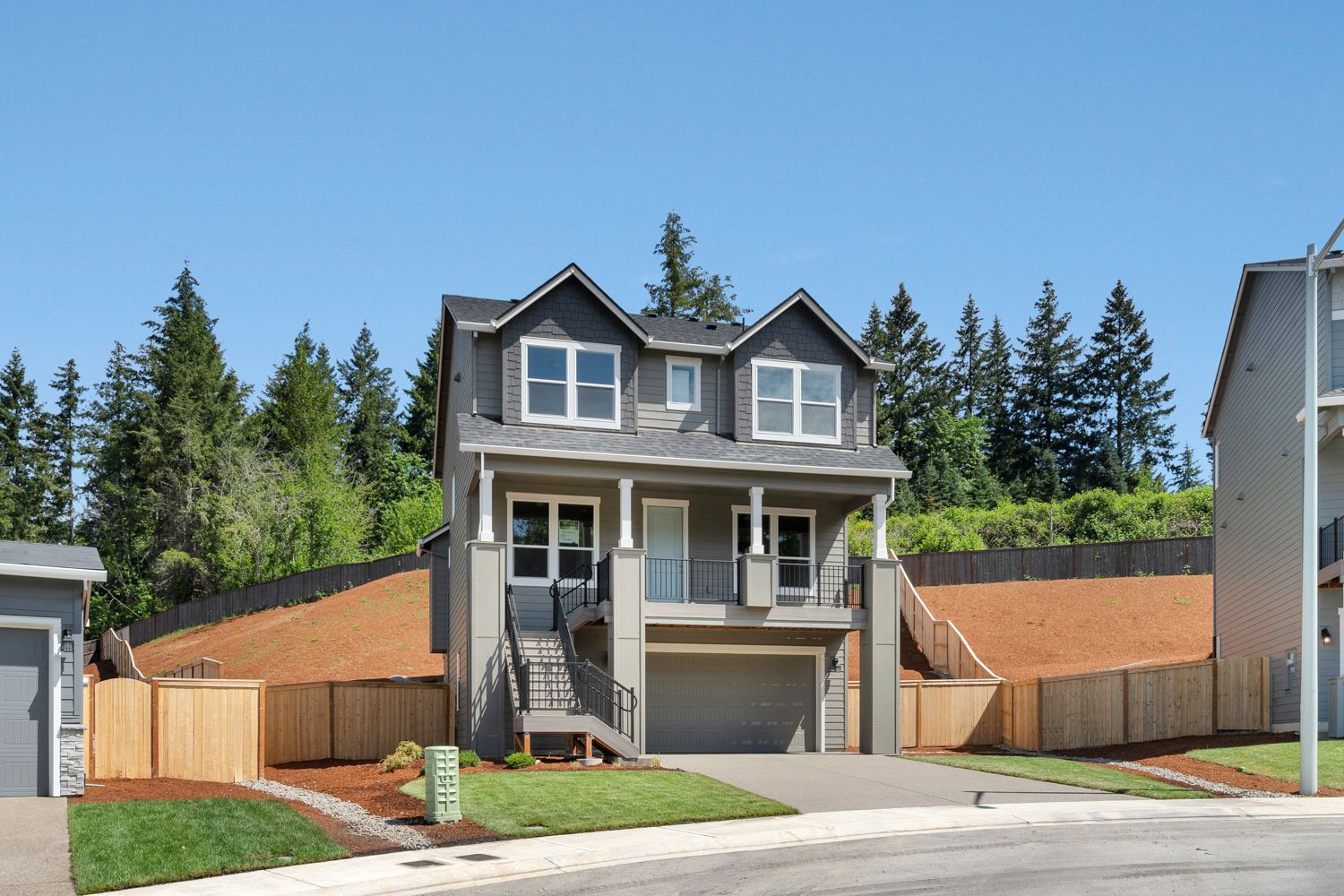 1607 NE Josephine Court:Elevation