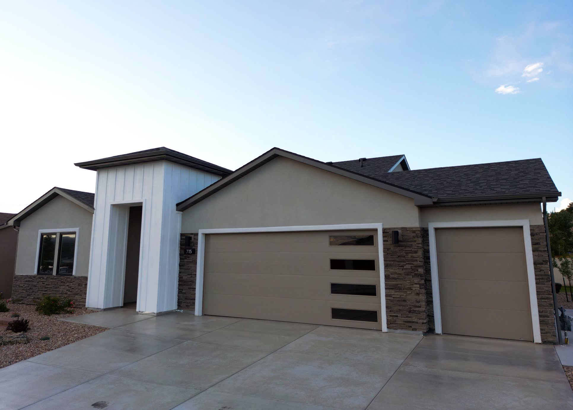 Gunnison Great Room Exterior:Gunnison Great Room Exterior Front