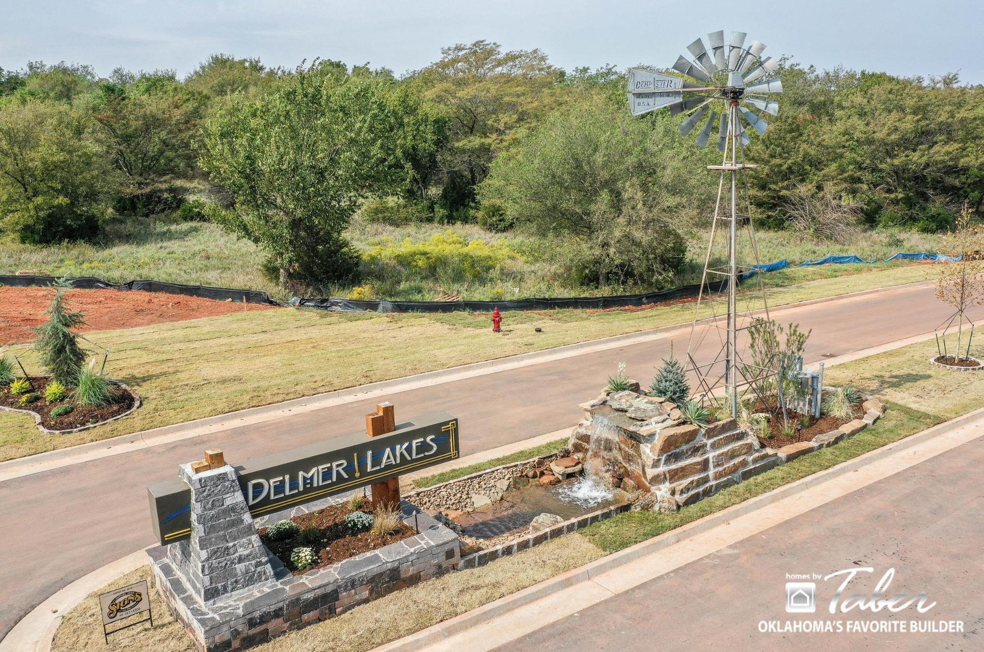 New Homes in Edmond OK in Delmer Lakes