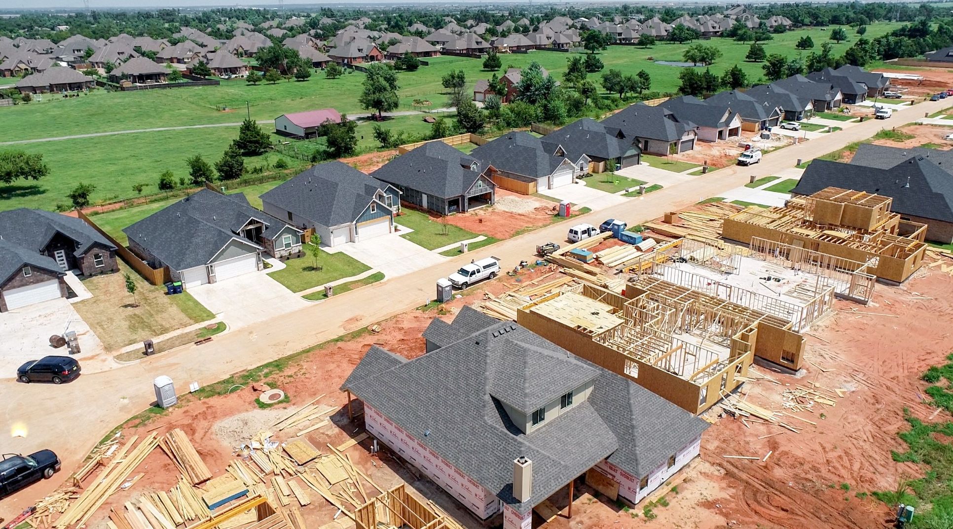 New Homes in Mustang in Pine Canyon