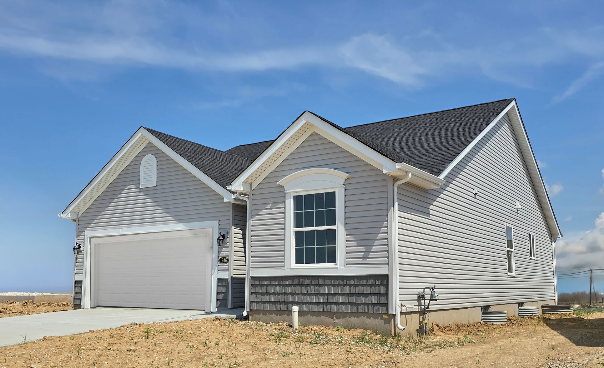 Exterior:Laurel III Inventory