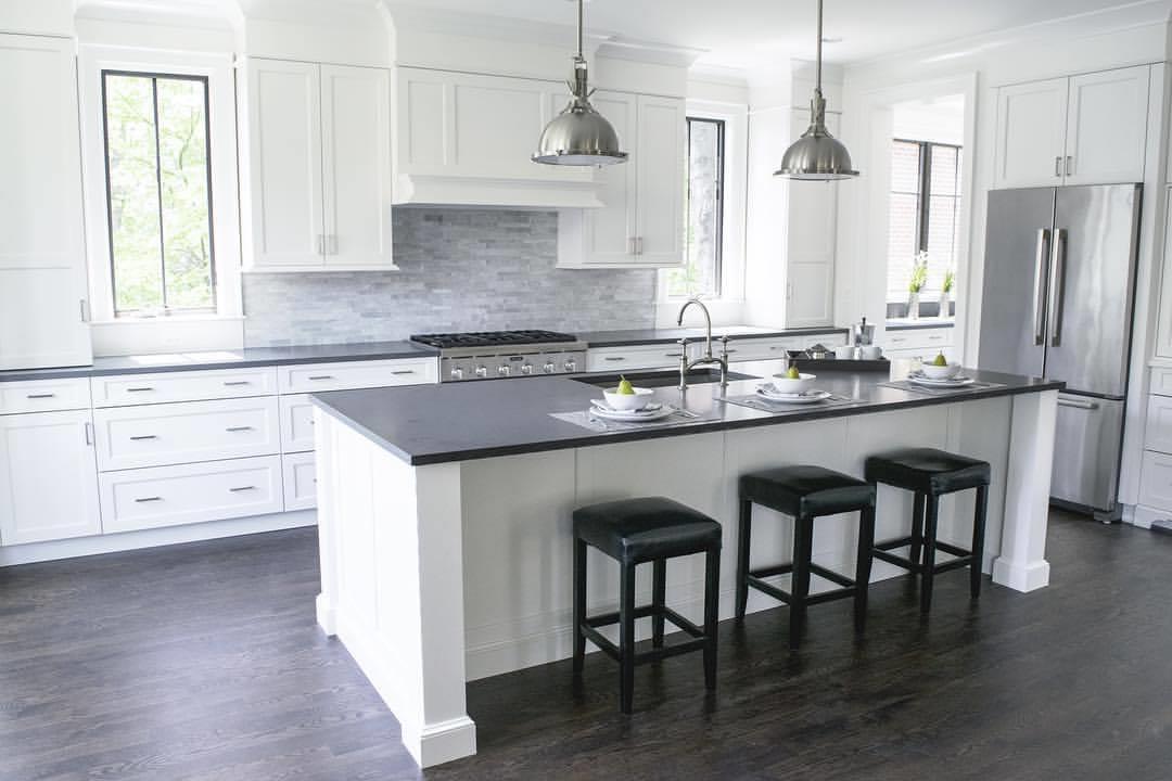 Hunter Roberts Homes,48304