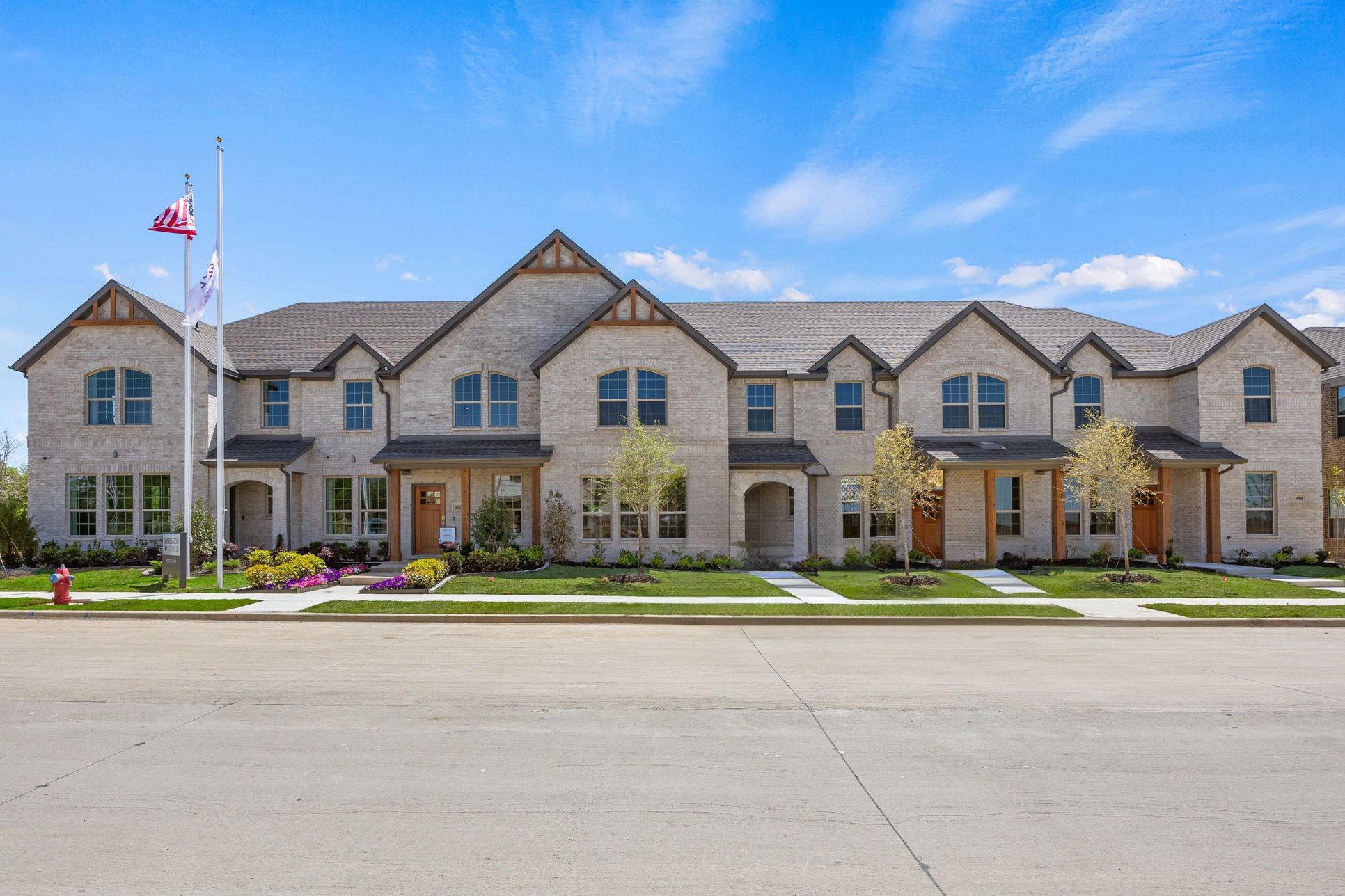 Sanger Circle,76266