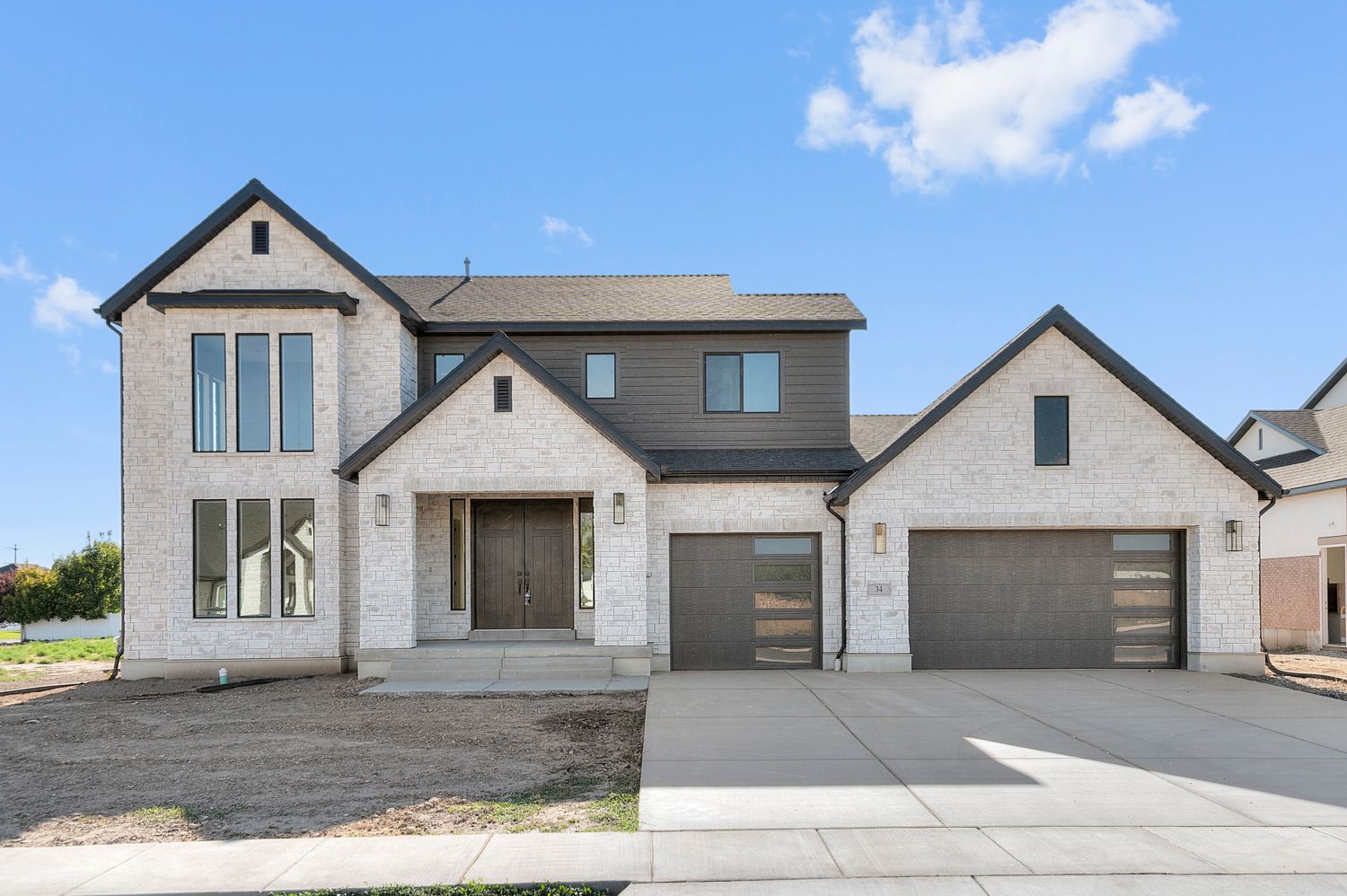 Exterior:Brinton Signature