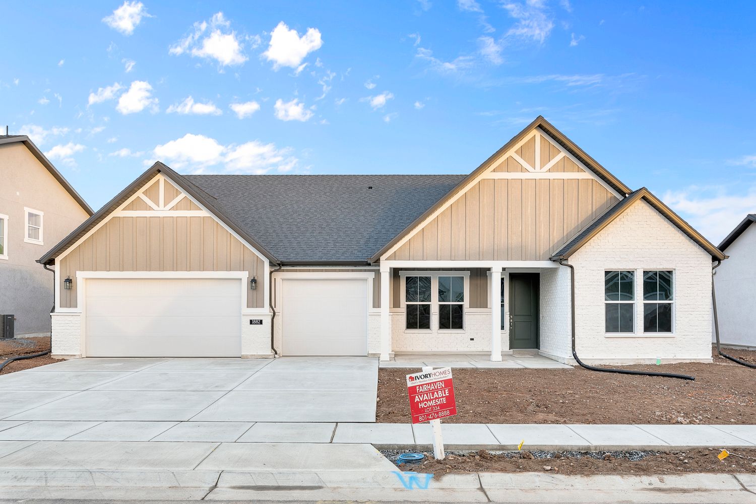 Exterior:2300 Farmhouse Select