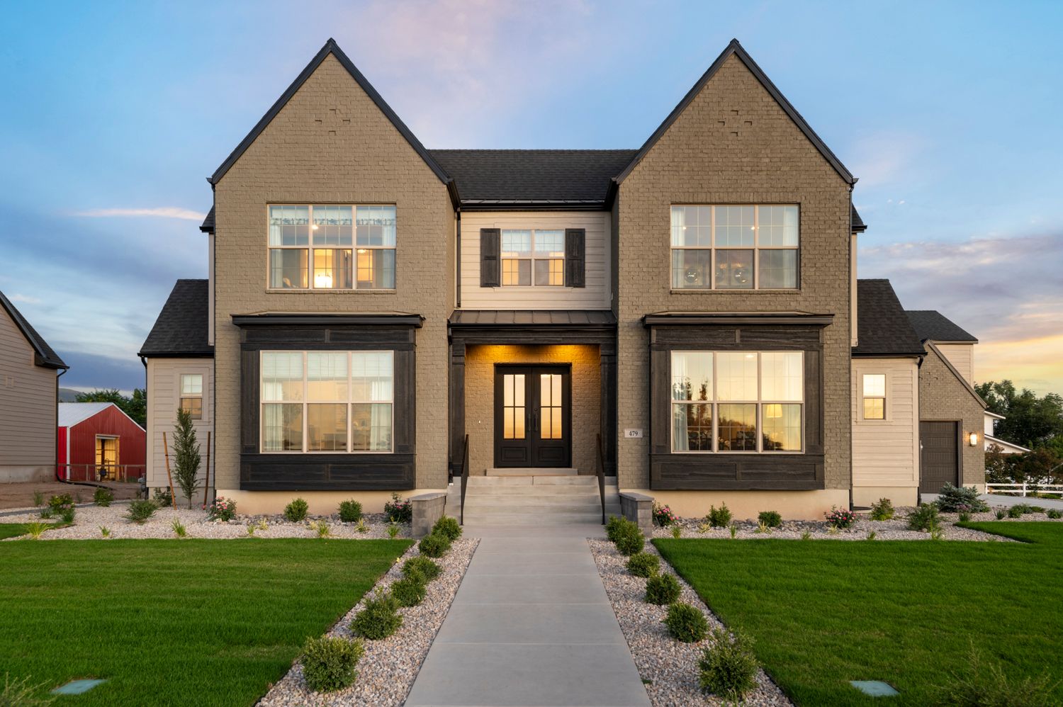 Exterior:Garfield Traditional